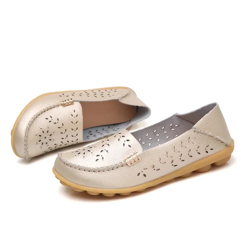 Women's Flats 2025 Spring Summer Hollow Breathable Flat Casual Shoes Hole Soft Bottom Leather Mother Pregnant Women Shoes