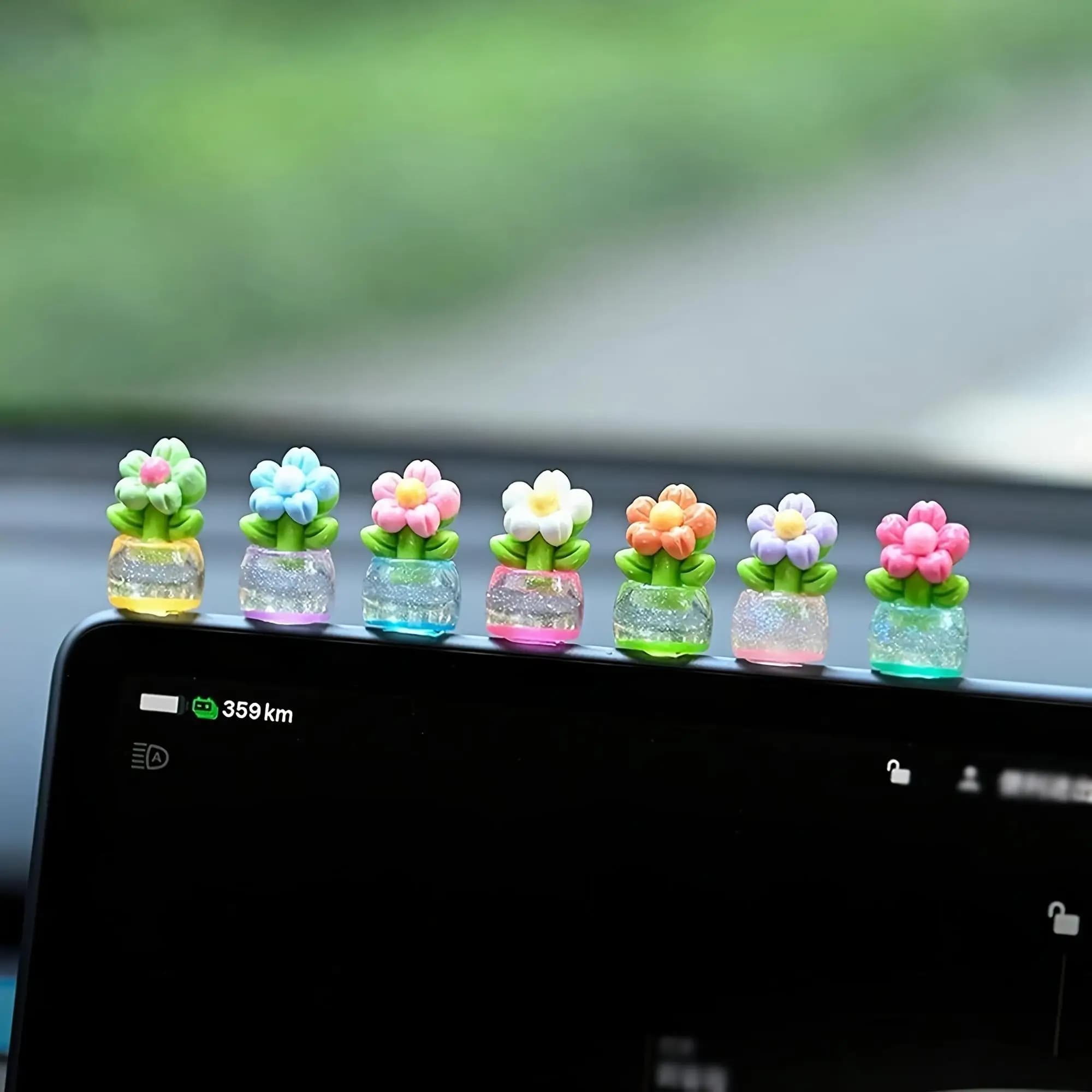 5 Exquisite Mini Flower Pots, Perfect for Car, Home, or Desktop Decorations. A Unique Little Gift That Adds a Touch of Elegance.