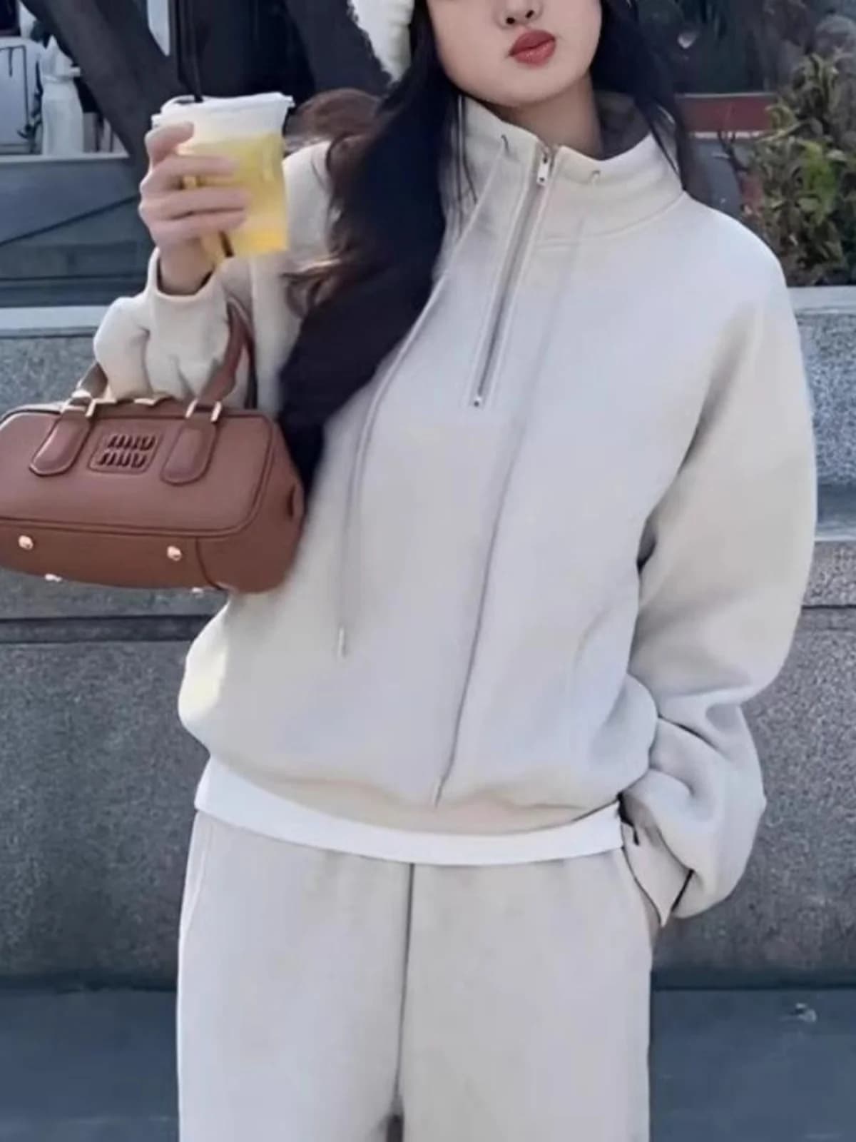 Women's Casual Sports Wear Fleece Lined Sweatshirt And Long Pants Two Piece Set Warm Stylish Spring Autumn Winter Collection