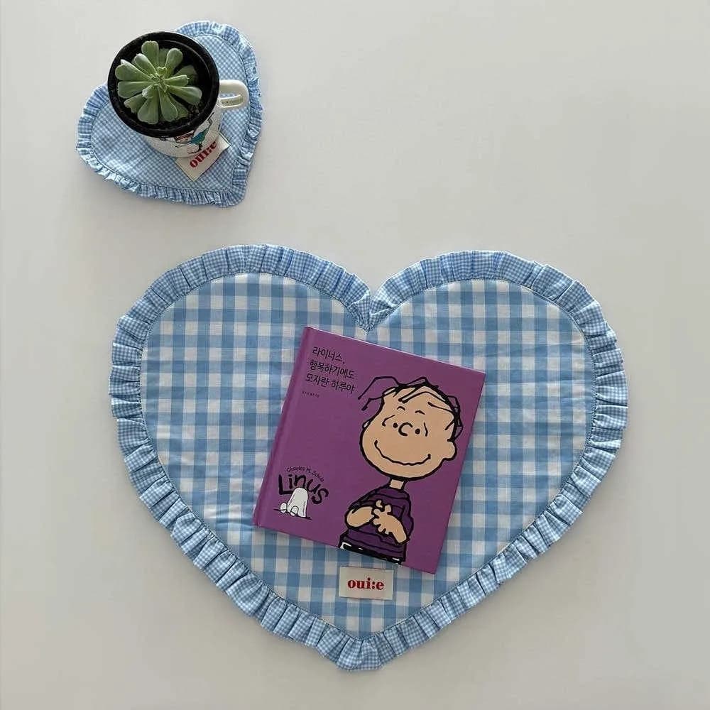 New Heart-shaped Placemats Dining Table Plaid Loving Western Food Mats Decorative Pleated Lace Water Cup Mat Home Decor