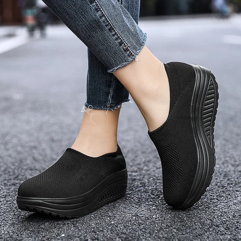 Sneakers Women Fashion Femme New Women's Vulcanized Shoes Sneakers Thick Bottom Slip on Female Women Shoe Plus Size