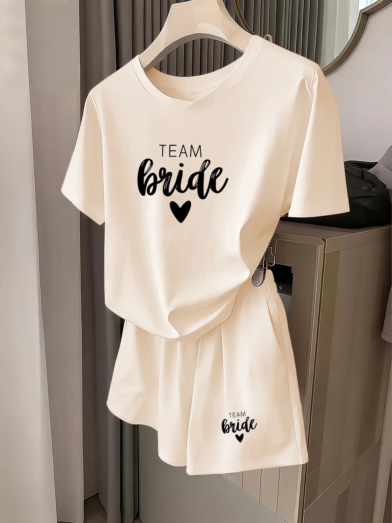 Women's Casual Suits, a Must-Have for Trendy Looks, Romantic Summer Wedding Style Team Bride Set, Simple Side Design, Loose and Comfortable Pre-Wedding Party Outfit Set, Women's Clothing